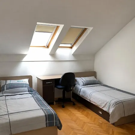Apartman Bijeljina 아파트 *